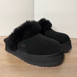 UGG Disquette Black Suede Fur Slippers